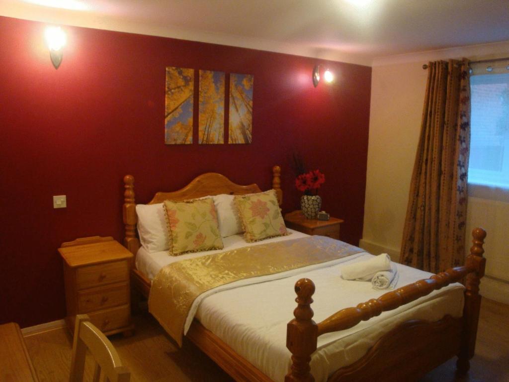 Remarc Guest House Takeley Екстер'єр фото
